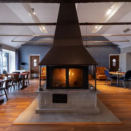 Hotel Peoleo Laagri